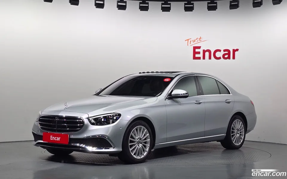 Mercedes-Benz E-Class E250 2022 — фото 1, купить с доставкой в Москву