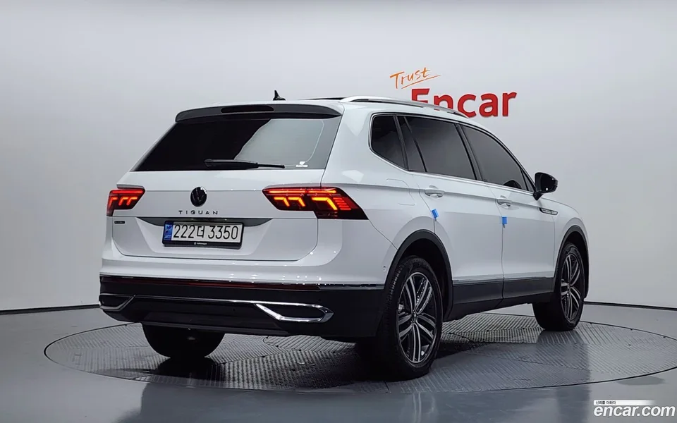 Volkswagen Tiguan Allspace 2.0 TSI 2022 — миниатюра 2