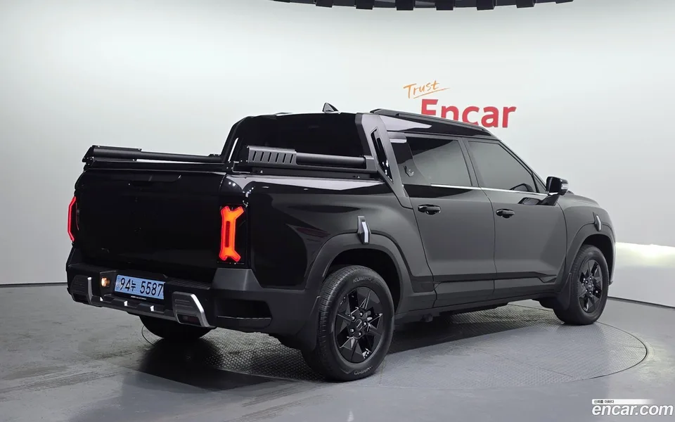 KG Mobility Musso EV 2025 — миниатюра 2