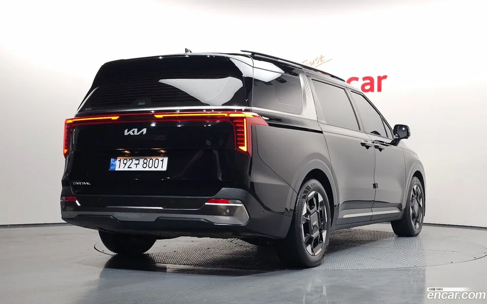 Kia Carnival 9 2023 — миниатюра 2