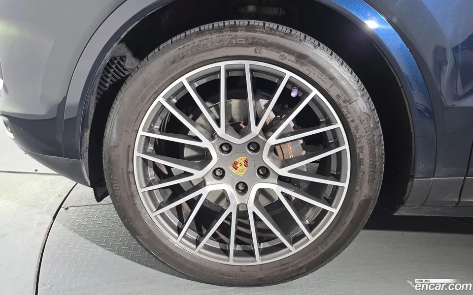 Porsche Cayenne 3.0 2022 — миниатюра 5