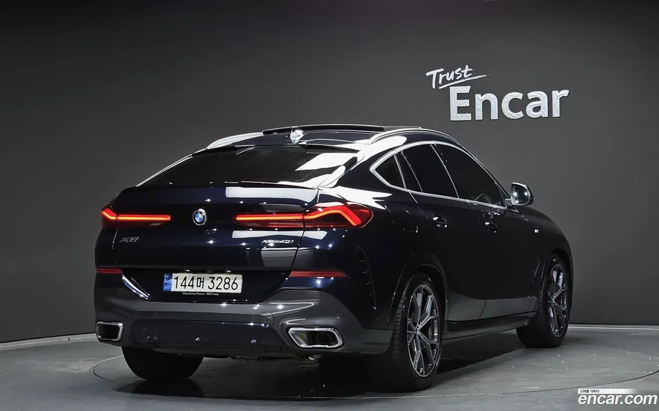 BMW X6 xDrive40i M 2023 — миниатюра 2