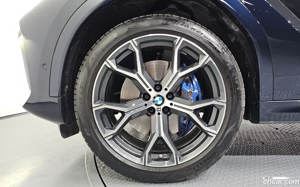 BMW X6 xDrive40i M 2022 — миниатюра 5