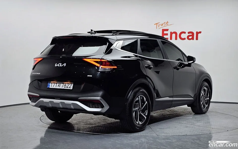 Kia Sportage Hybrid 4WD 2022 — миниатюра 2
