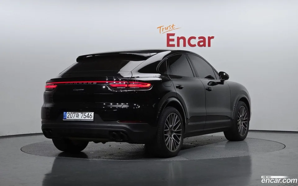 Porsche Cayenne 3.0 2022 — миниатюра 2