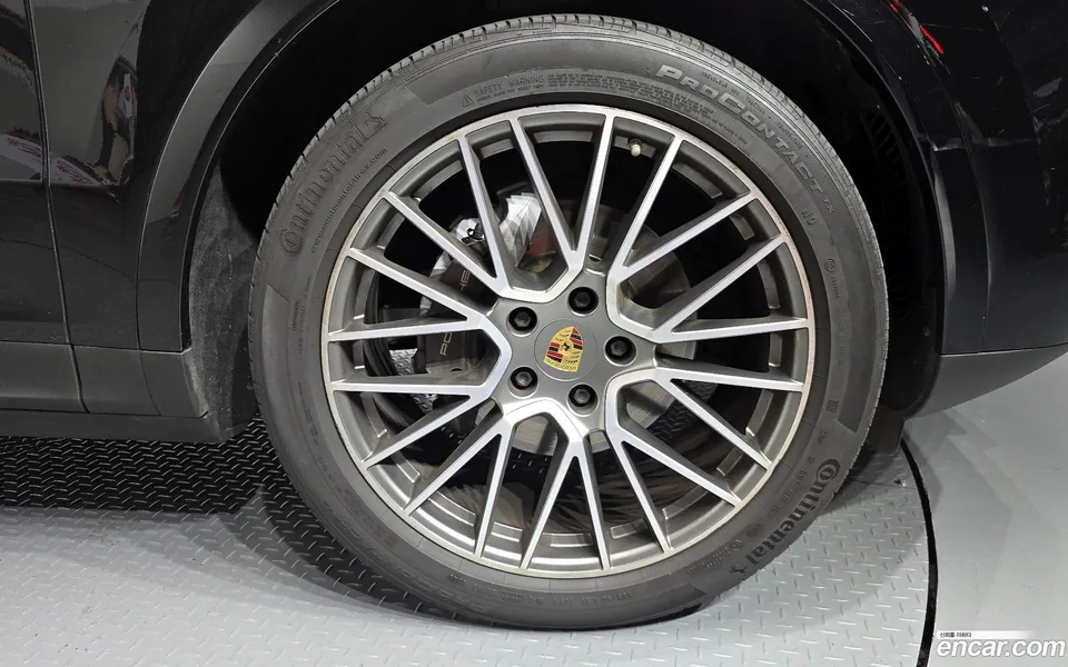 Porsche Cayenne 3.0 2022 — миниатюра 5
