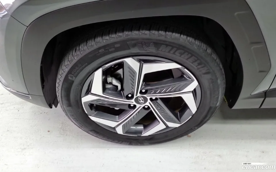 Hyundai Tucson 1.6 2WD 2022 — миниатюра 5