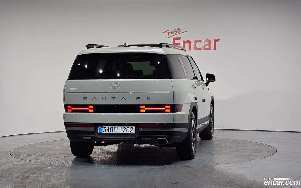 Hyundai Santa Fe 2.5T 2WD 2023 — миниатюра 4