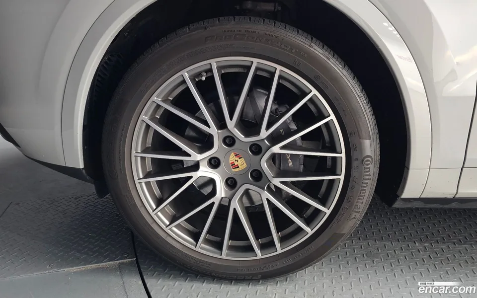Porsche Cayenne 3.0 2023 — миниатюра 5