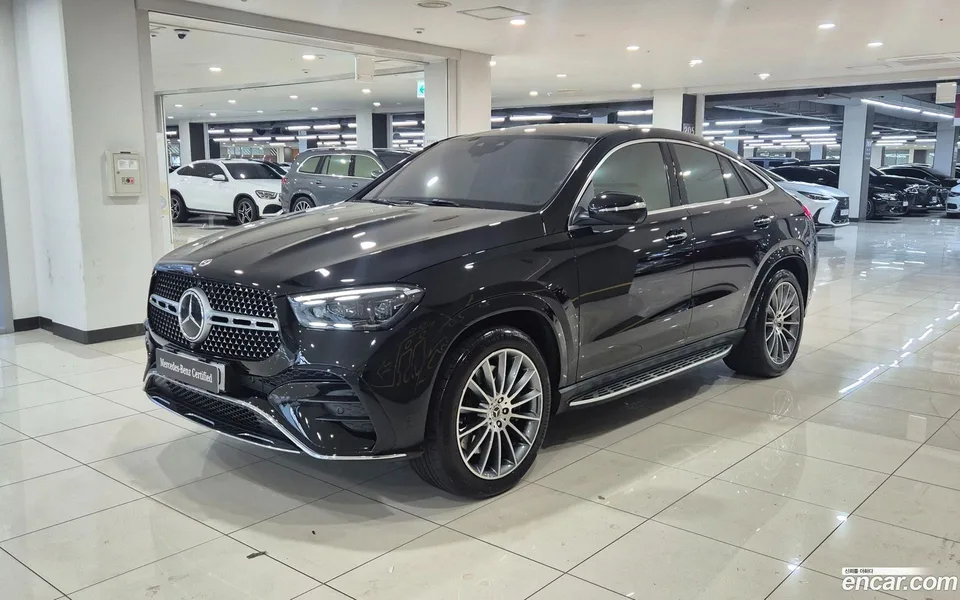 Mercedes-Benz GLE-Class GLE450d 4MATIC 2023 — фото 1, купить с доставкой в Москву