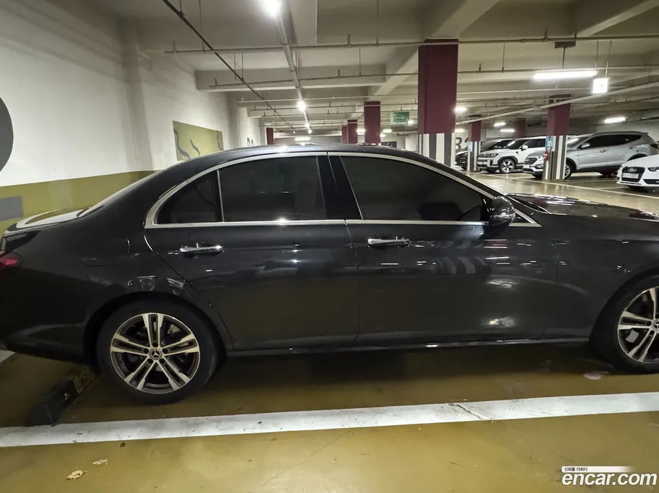 Mercedes-Benz E-Class E350 4MATIC 2022 — миниатюра 5