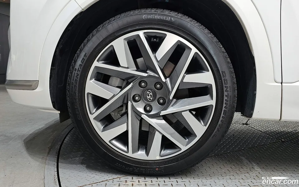 Hyundai SantaFe 2.5T 2WD 2023 — миниатюра 5