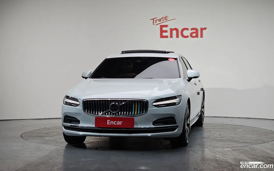 Volvo S90 B6 AWD 2022 — миниатюра 3