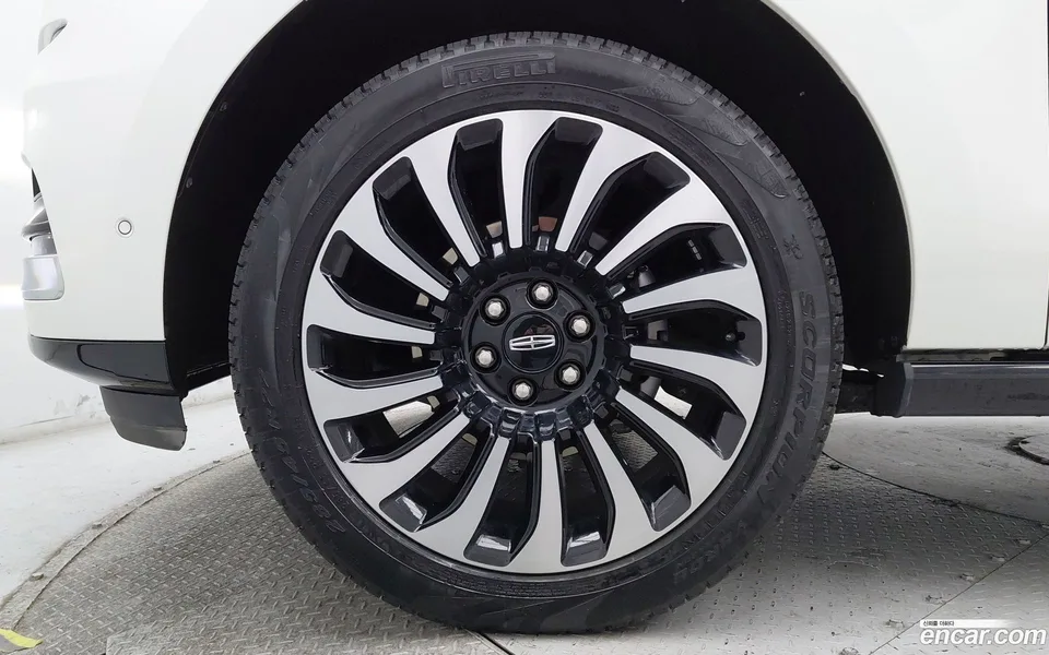 Lincoln Navigator 3.5L 2023 — миниатюра 5