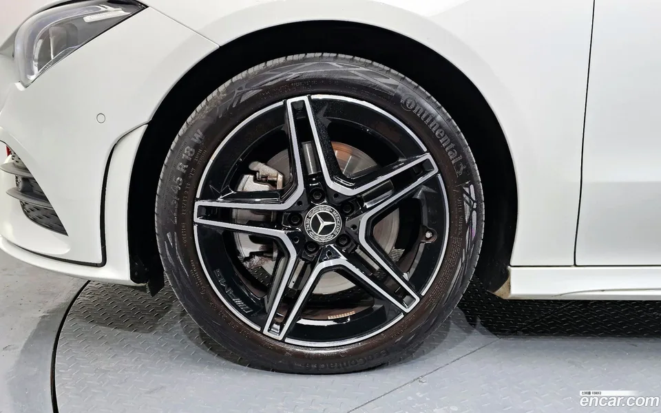 Mercedes-Benz CLA-Class CLA250 4MATIC 2022 — миниатюра 5