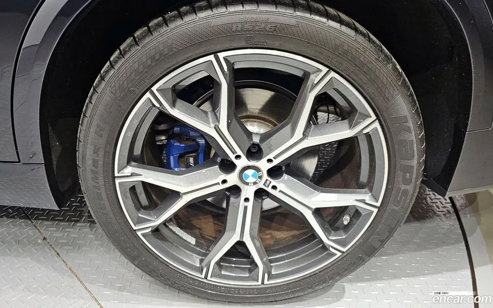 BMW X5 xDrive 30d M 2022 — миниатюра 5