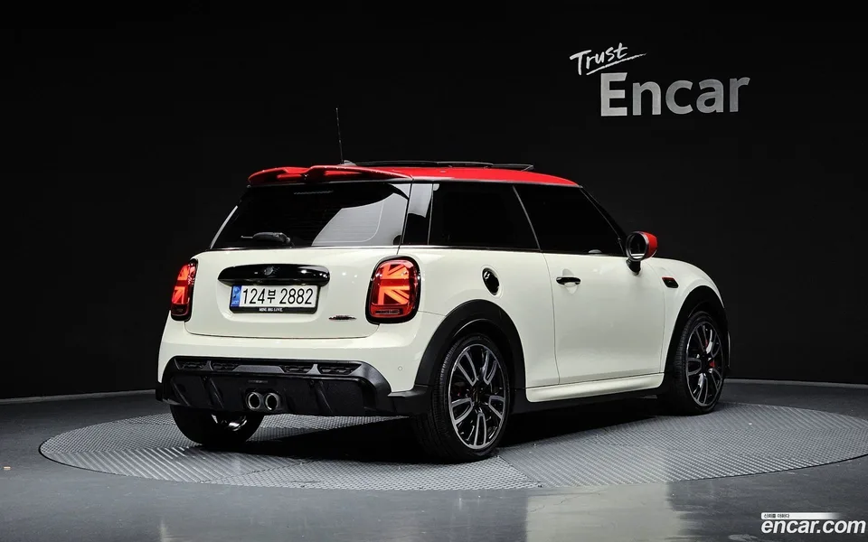 MINI Cooper S JCW 2022 — миниатюра 2