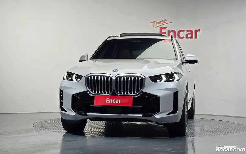 BMW X5 xDrive 40i M 2024 — миниатюра 3