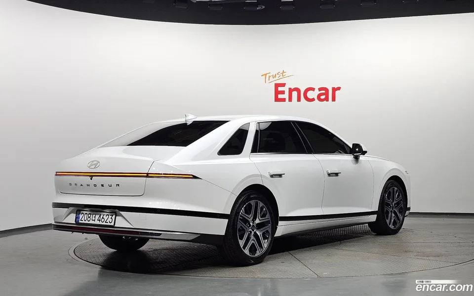 Hyundai Grandeur 2.5 2WD 2024 — миниатюра 2