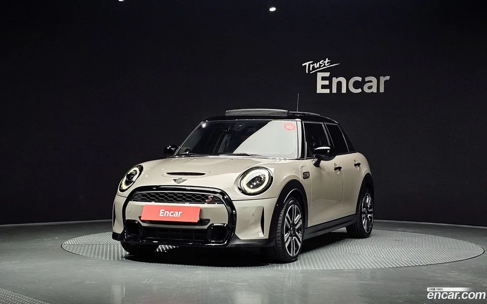 MINI Cooper S 5 2023 — миниатюра 3