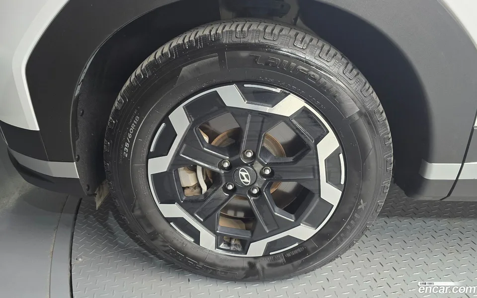 Hyundai SantaFe 2.5T 4WD 2023 — миниатюра 5