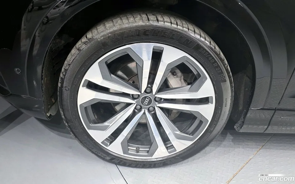 Audi Q8 (4M) 55 TFSI 2022 — миниатюра 5
