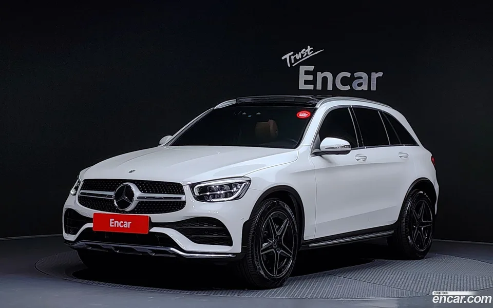 Mercedes-Benz GLC-Class GLC300 4MATIC 2022 — фото 1, купить с доставкой в Москву