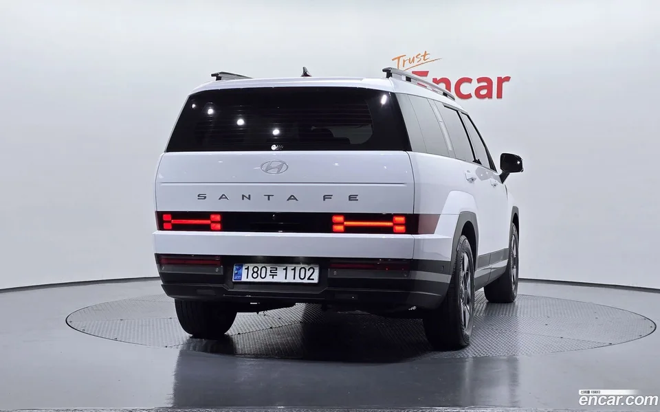 Hyundai SantaFe HEV 1.6 2WD 2023 — миниатюра 4