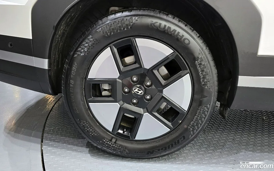 Hyundai SantaFe HEV 1.6 2WD 2023 — миниатюра 4