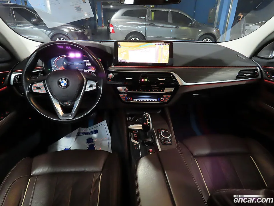 BMW 6 Series GT 630i xDrive 2022 — миниатюра 5