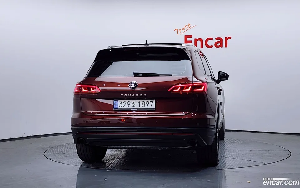 Volkswagen Touareg 3.0 TDI 2023 — миниатюра 4