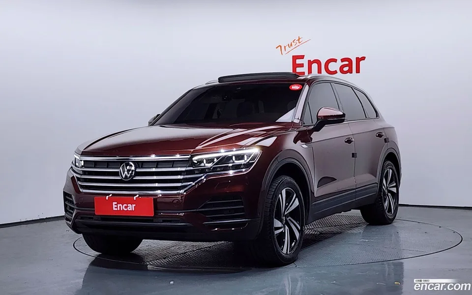Volkswagen Touareg 3.0 TDI 2023 — фото 1, купить с доставкой в Москву