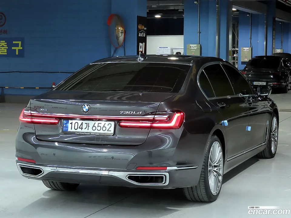 BMW 7 Series 730Ld xDrive 2022 — миниатюра 4