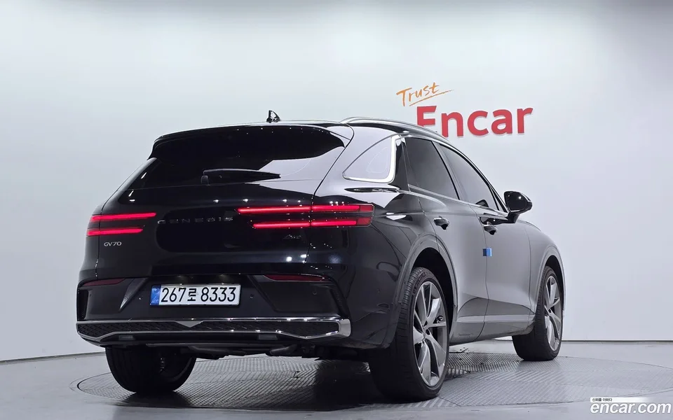 Genesis GV70 2.5T AWD 2025 — миниатюра 2
