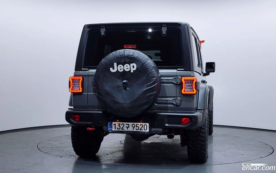 Jeep Wrangler 2.0 4 2023 — миниатюра 4