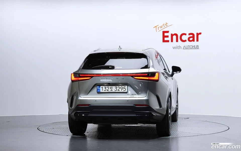 Lexus NX 350h 2023 — миниатюра 4