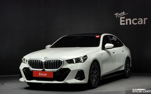 BMW 5 Series (G60) 2024 купить в Москве