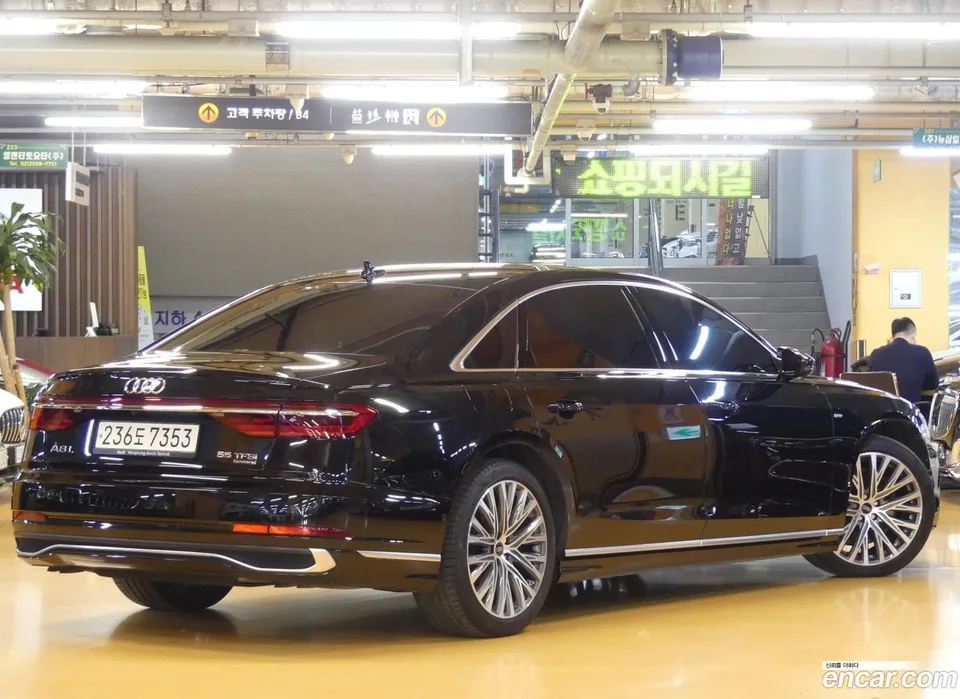 Audi A8 55 TFSI LWB 2022 — миниатюра 2