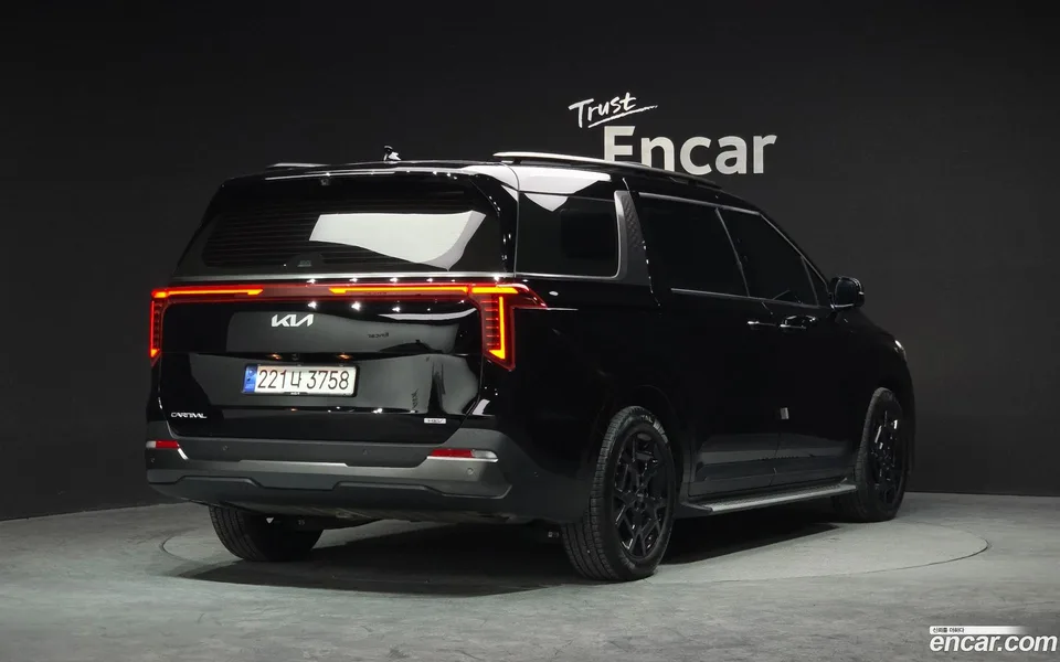 Kia Carnival HEV 9 2024 — миниатюра 2