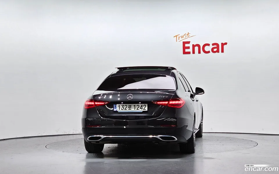 Mercedes-Benz C-Class C300 4MATIC 2024 — миниатюра 4