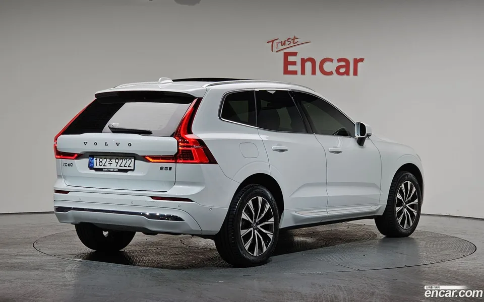 Volvo XC60 B5 2023 — миниатюра 2