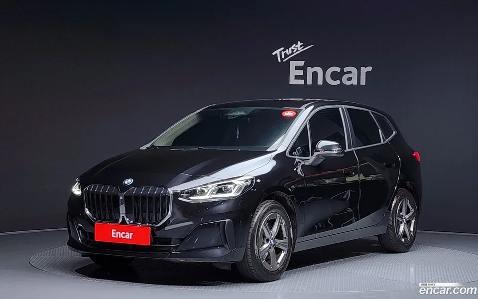 BMW 2 Series Active Tourer 220i 2025 — фото 1, купить с доставкой в Москву