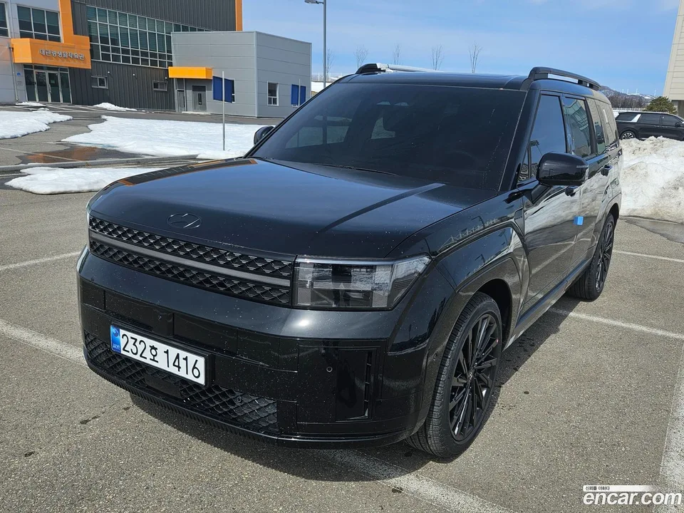 Hyundai Santa Fe 2.5T 4WD 2025 — фото 1, купить с доставкой в Москву