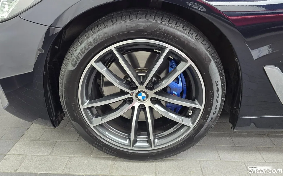 BMW 5 Series 520i M 2023 — миниатюра 5