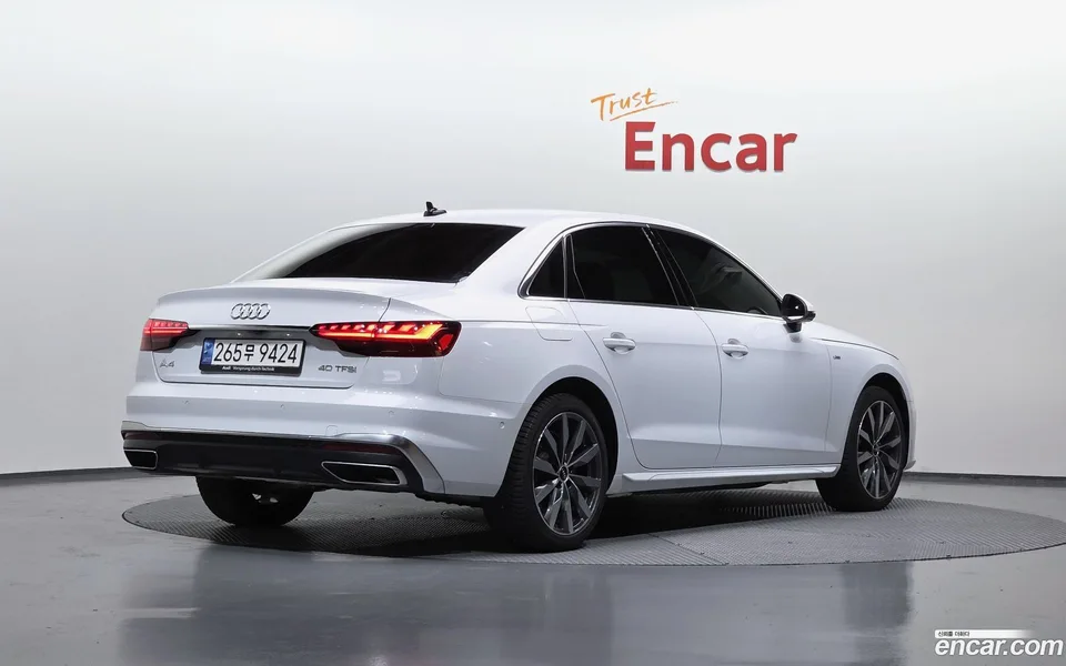 Audi A4 40 TFSI 2022 — миниатюра 2