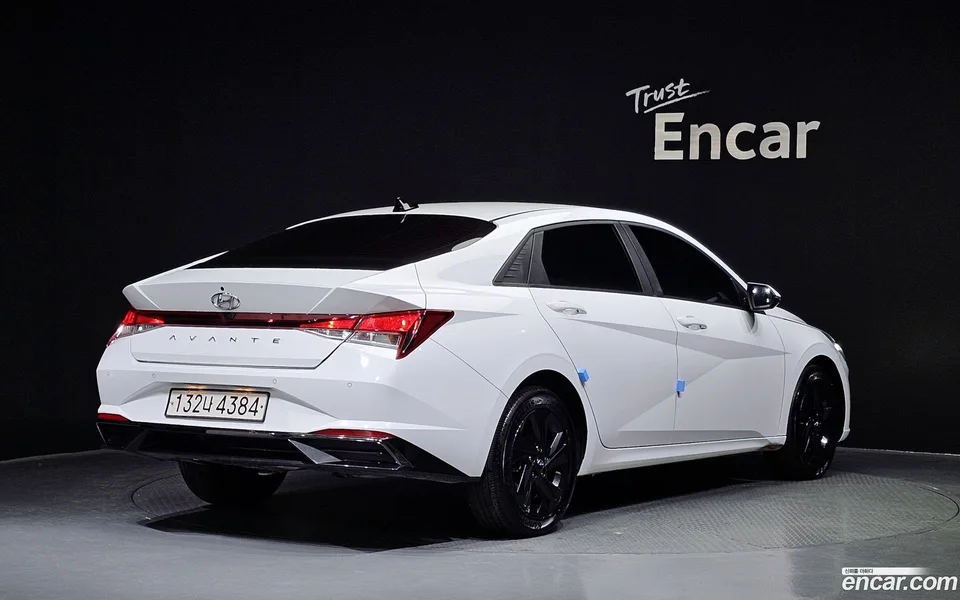 Hyundai Avante 1.6 2022 — миниатюра 2