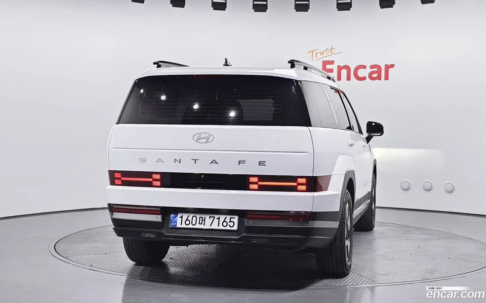 Hyundai Santa Fe HEV 1.6 2WD 2024 — миниатюра 4