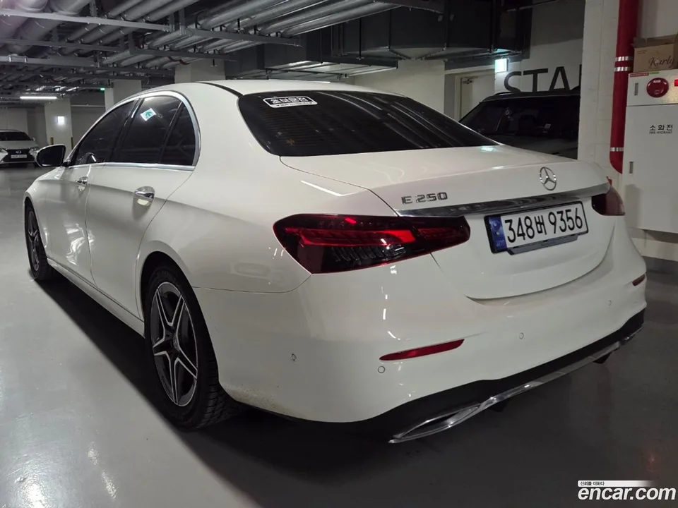 Mercedes-Benz E-Class E250 AMG Line 2023 — миниатюра 3