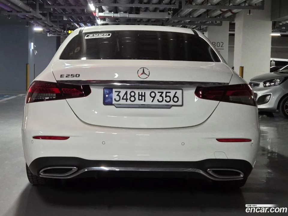 Mercedes-Benz E-Class E250 AMG Line 2023 — миниатюра 4