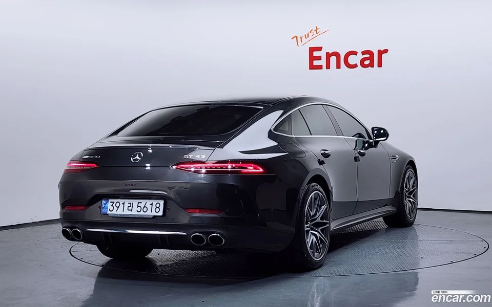Mercedes-Benz AMG GT 4 43 4MATIC+ 2022 — миниатюра 2
